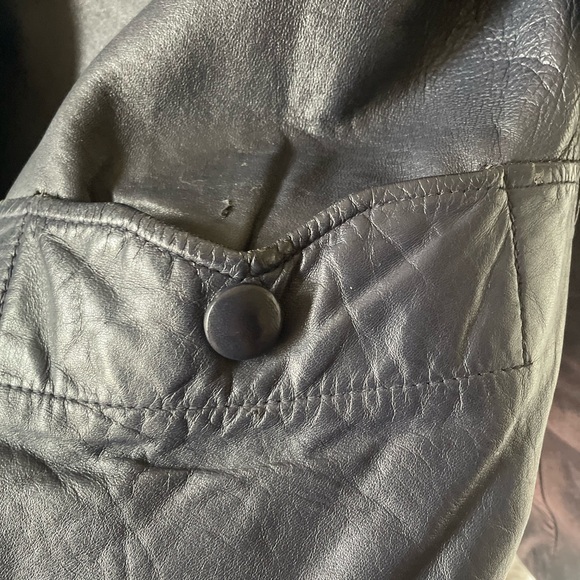 Vintage leather jacket - Picture 6 of 7